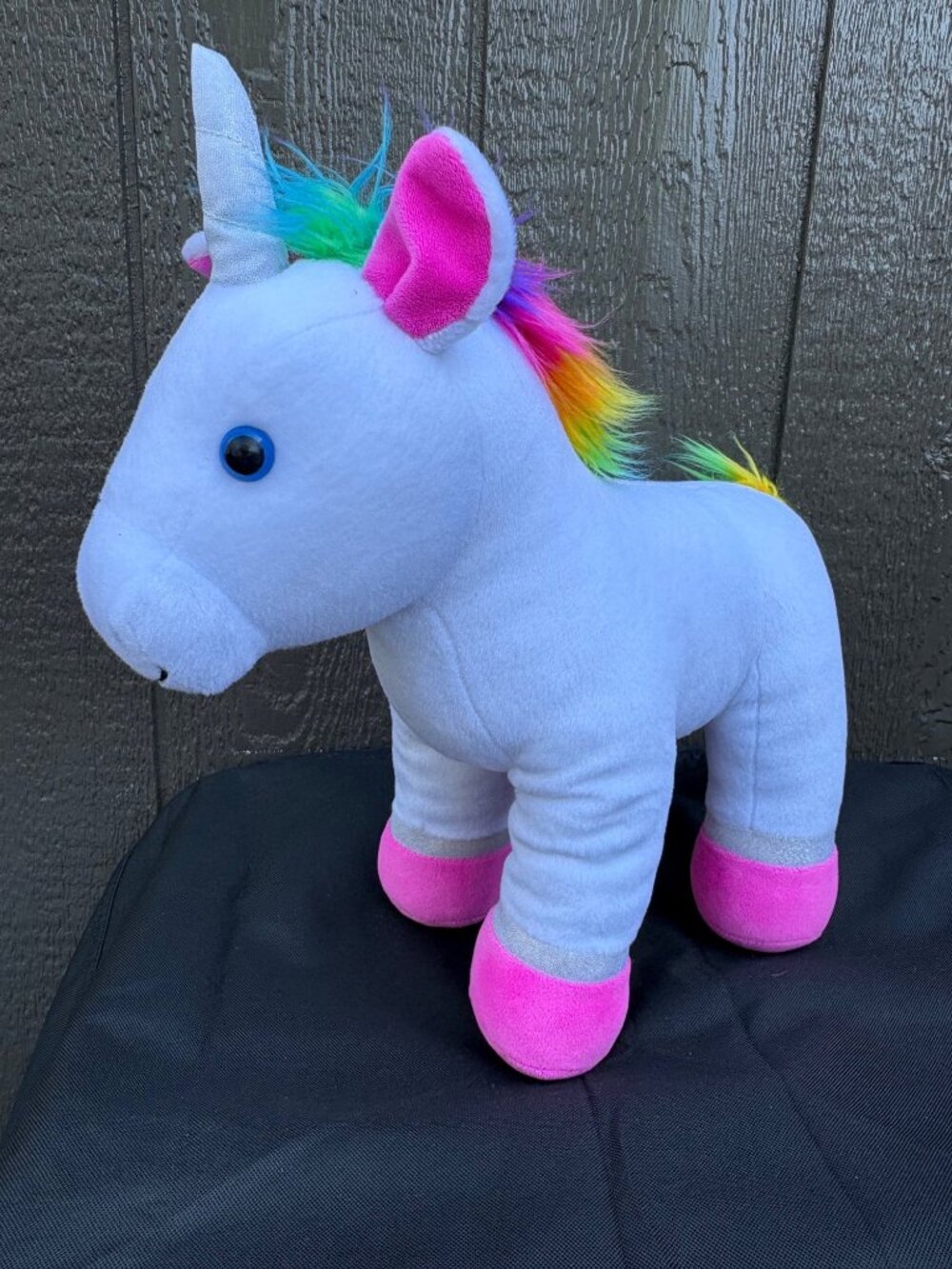 Build-A-Bear White Unicorn Plush Toy Rainbow Mane Pink Hooves Soft & Cuddly 15"